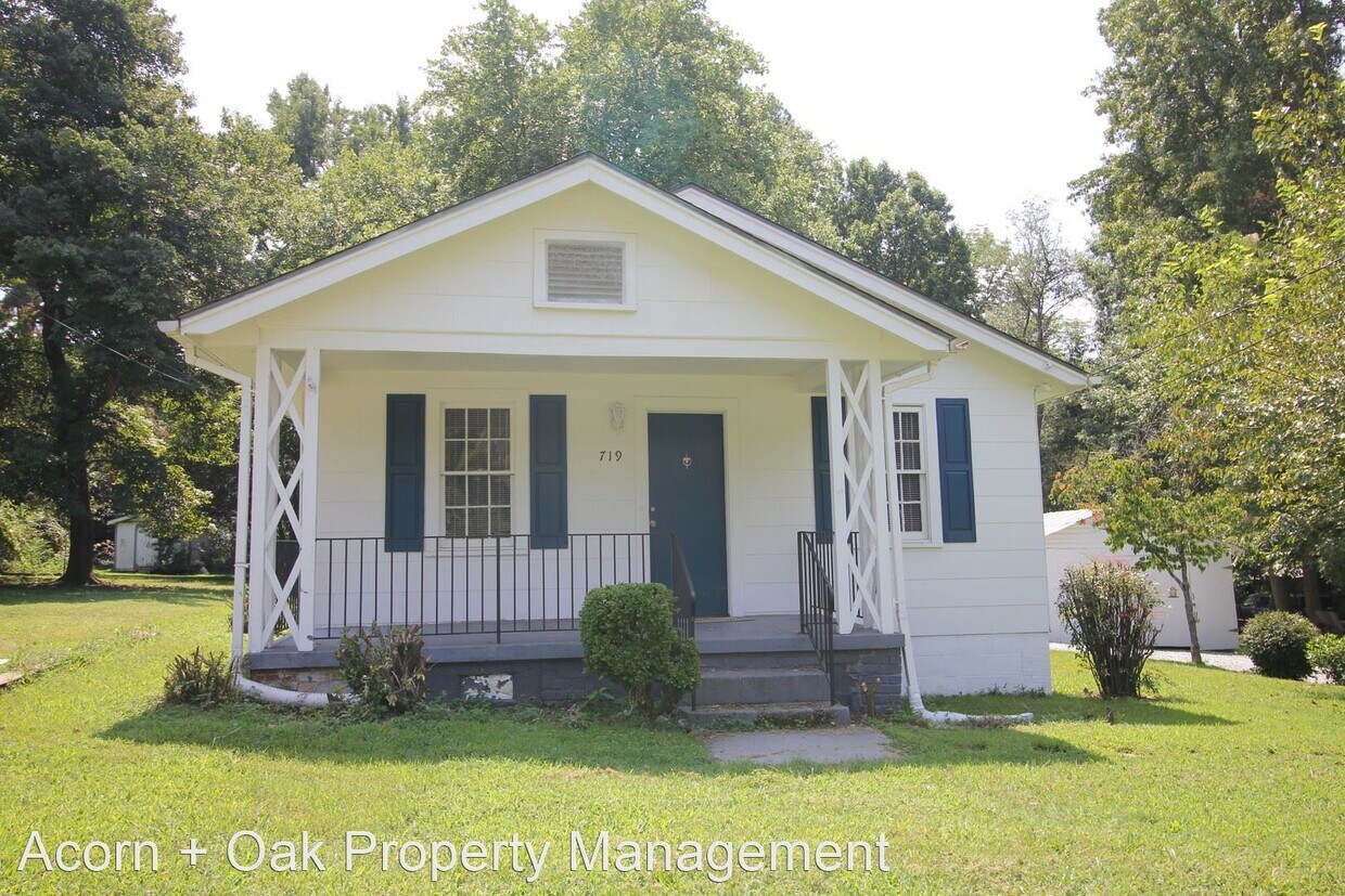 Primary Photo - 3 br, 1 bath House - 719 Carter Avenue