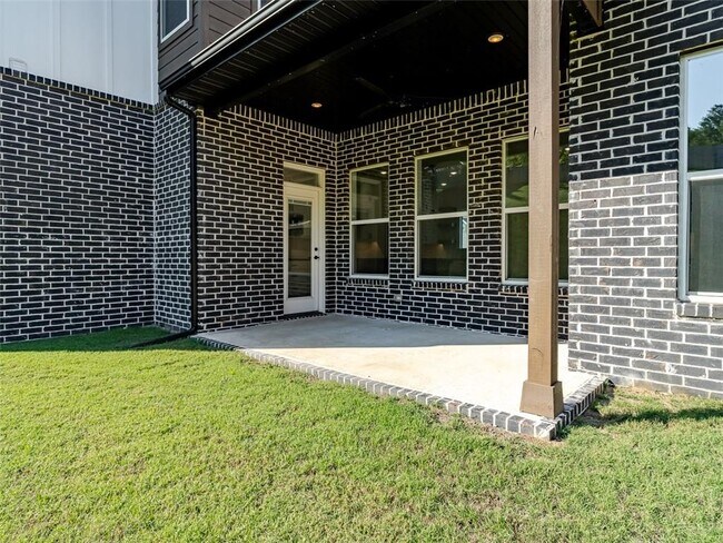 Foto del edificio - 1317 Bunker Dr