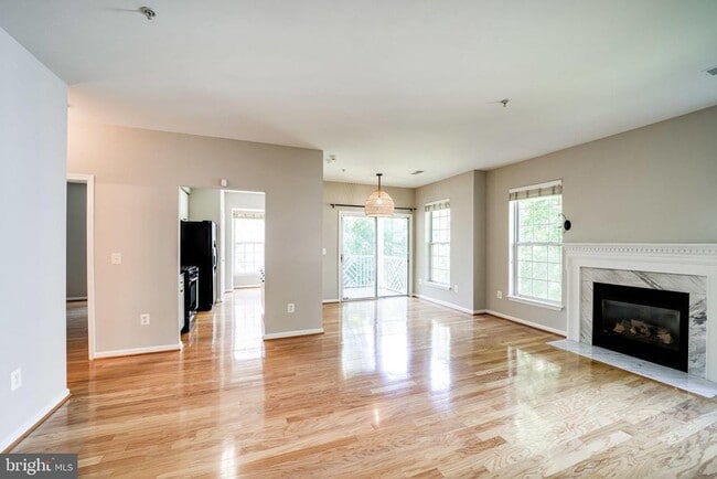 Building Photo - 5982 Founders Hill Ct