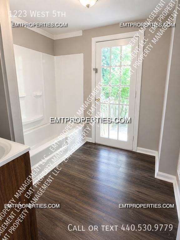 Foto del edificio - 1223 West 5th-