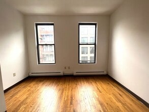 Building Photo - 1409 Grand St