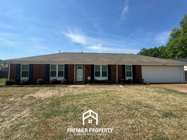 Spacious 3BR/2BA Bartlett Home | Hardwood Floors & Bay Window Breakfast Nook - Spacious 3BR/2BA Bartlett Home | Hardwood Floors & Bay Window Breakfast Nook