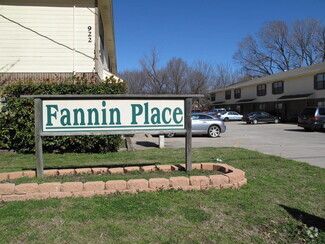 Building Photo - 922 Fannin St