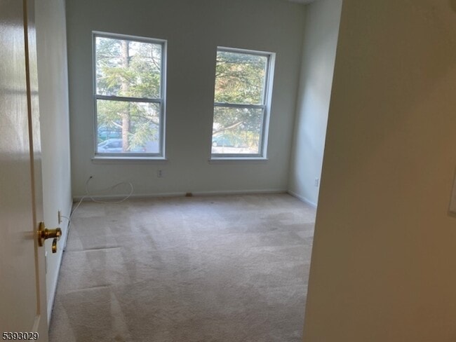 Foto del edificio - 710 Brittany Dr