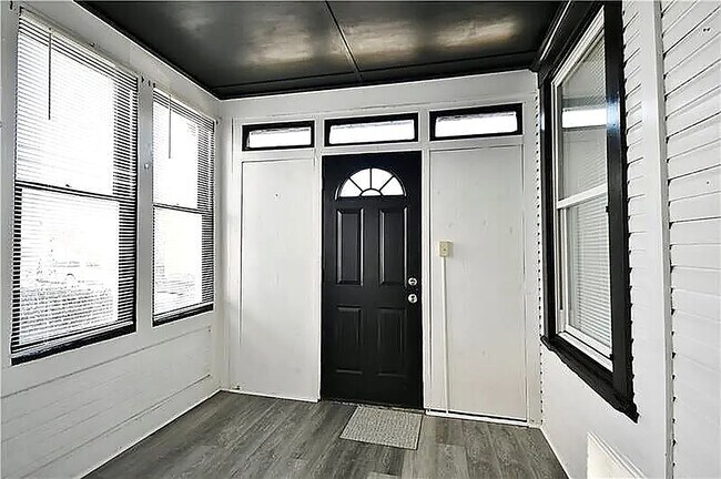Foto del edificio - 424 Wilson Ave