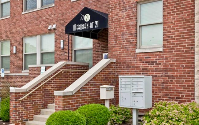Building Photo - 2105 N Meridian St