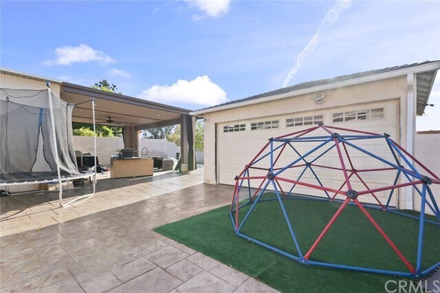 Building Photo - 8315 Valecrest Dr