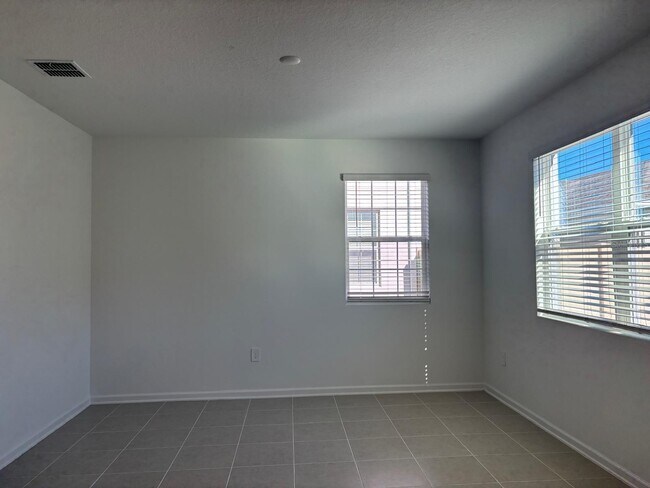 Building Photo - 1857 Fulfillment Dr