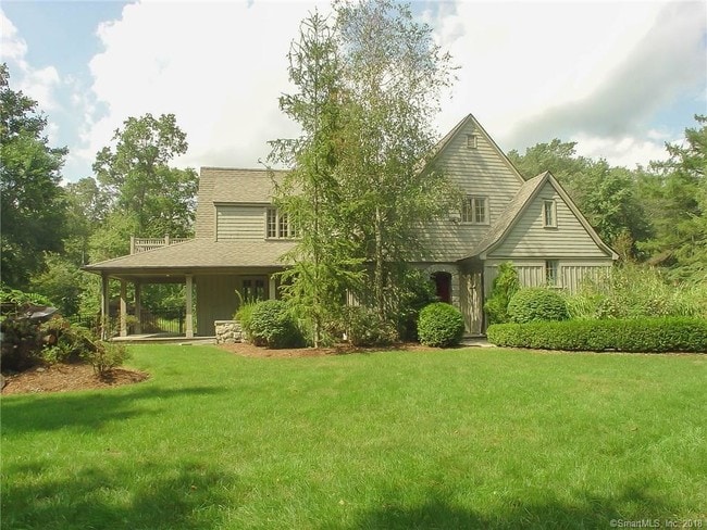 Building Photo - 3 Ridge Farms Rd