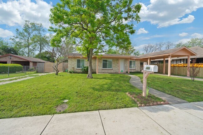 Building Photo - 538 Cumberland Rd San Antonio TX 78204