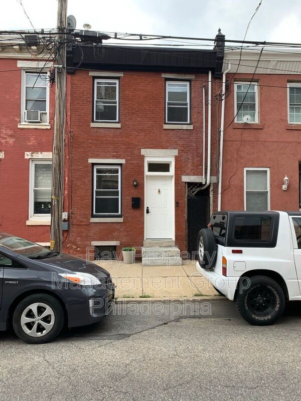 Building Photo - 2018 N Hancock St