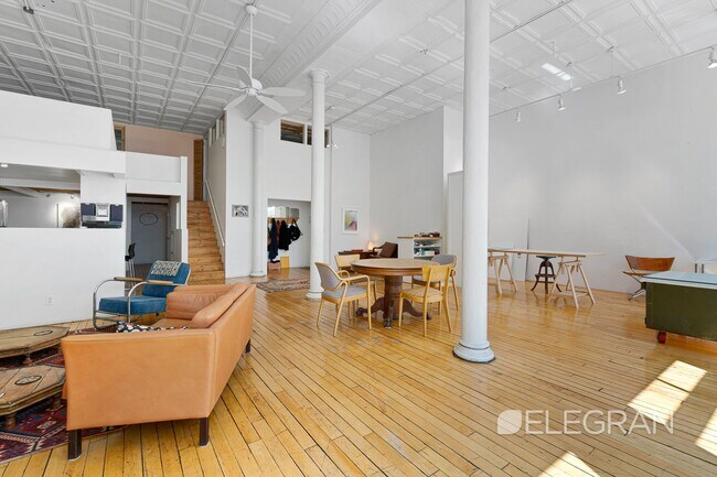 Foto del edificio - 48 White St