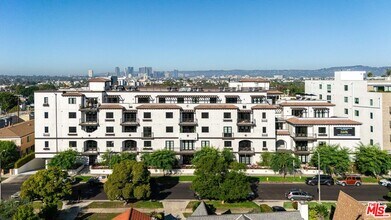 Building Photo - 1333 Orange Grove Ave