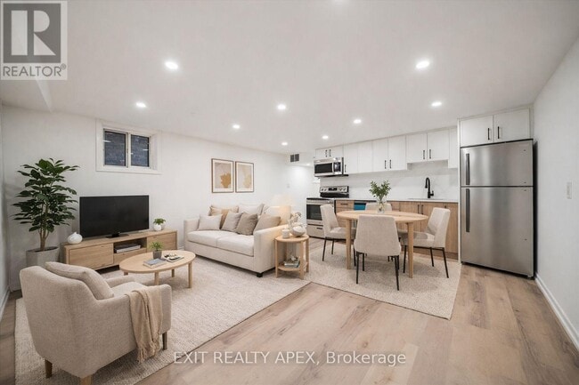 Building Photo - 343 Greenwood Ave