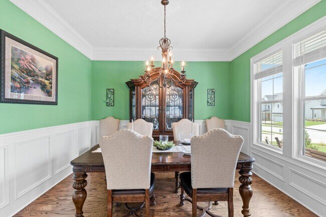 Foto del edificio - 3067 Rosewood Dr