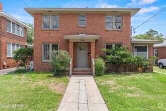 Building Photo - 1745 Belmonte Ave