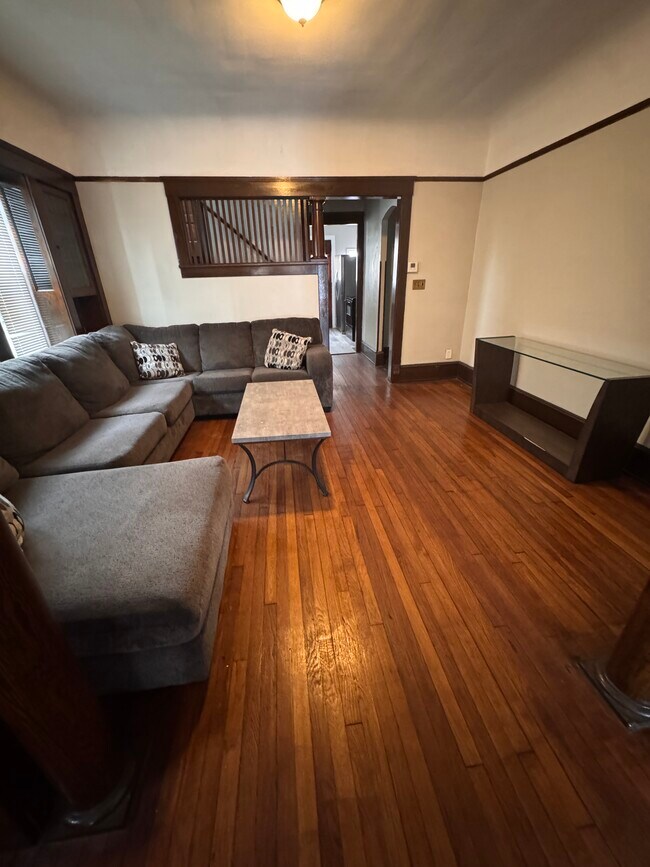 Building Photo - 1477 E 116th St