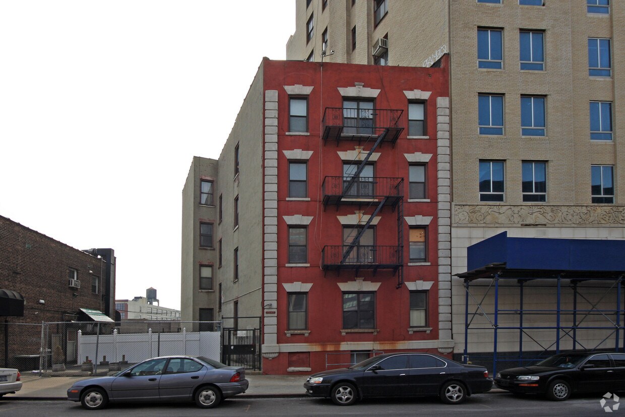 Primary Photo - 41-09 29th St