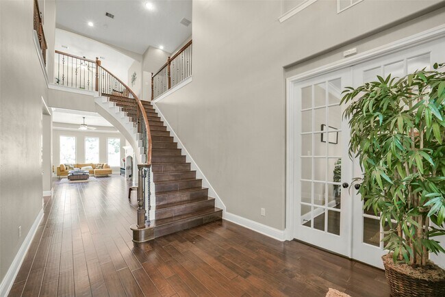 Building Photo - 6982 Lake Paloma Trail