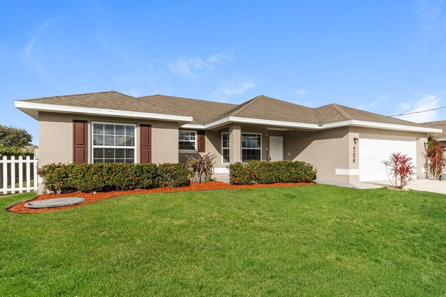 Foto del edificio - 4258 SW Tuscol St