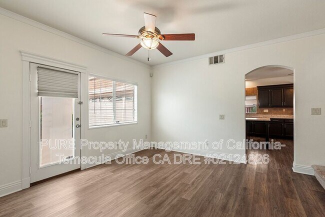 Foto del edificio - 26253 Lawrence Union Dr