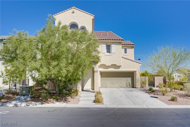 Building Photo - 6632 Ditmars St