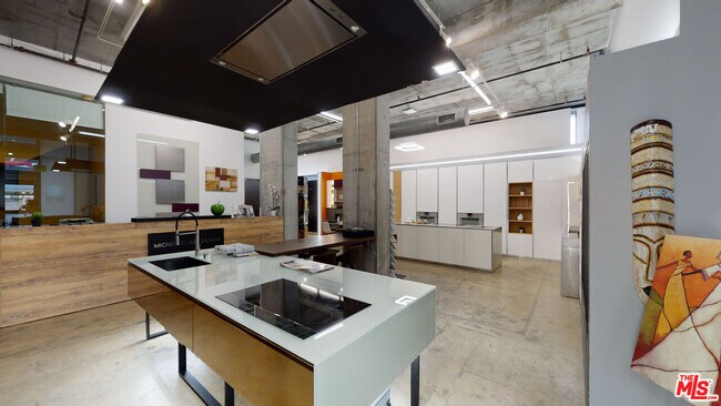 Foto del edificio - 1100 S Hope St