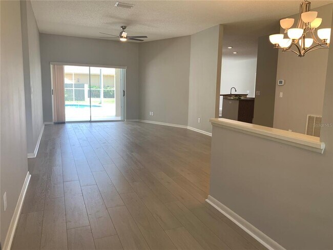 Foto del edificio - 1851 Eagle Trace Blvd