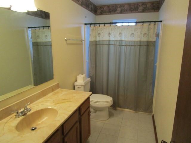 Building Photo - 130 Willow Wood Dr