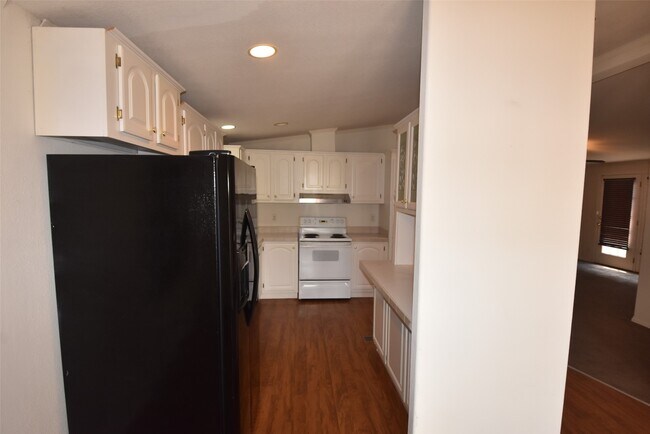 Foto del edificio - 10007 Elderberry Park Ln