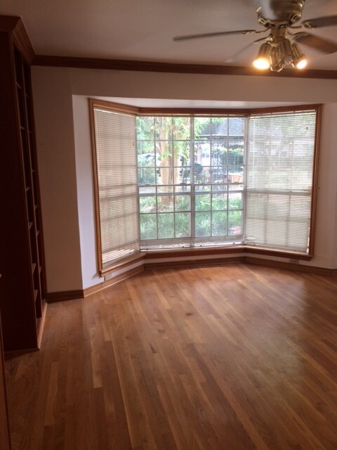 Building Photo - 4711 W Alabama St