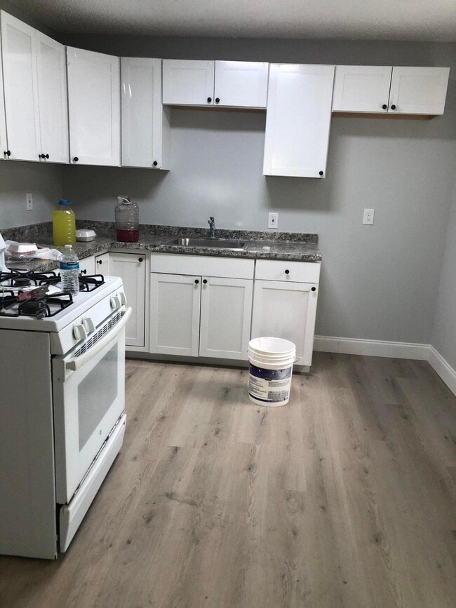 Building Photo - 5862 Triphammer Rd