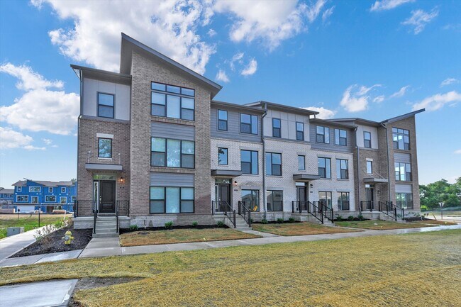 Building Photo - 679 Langford St