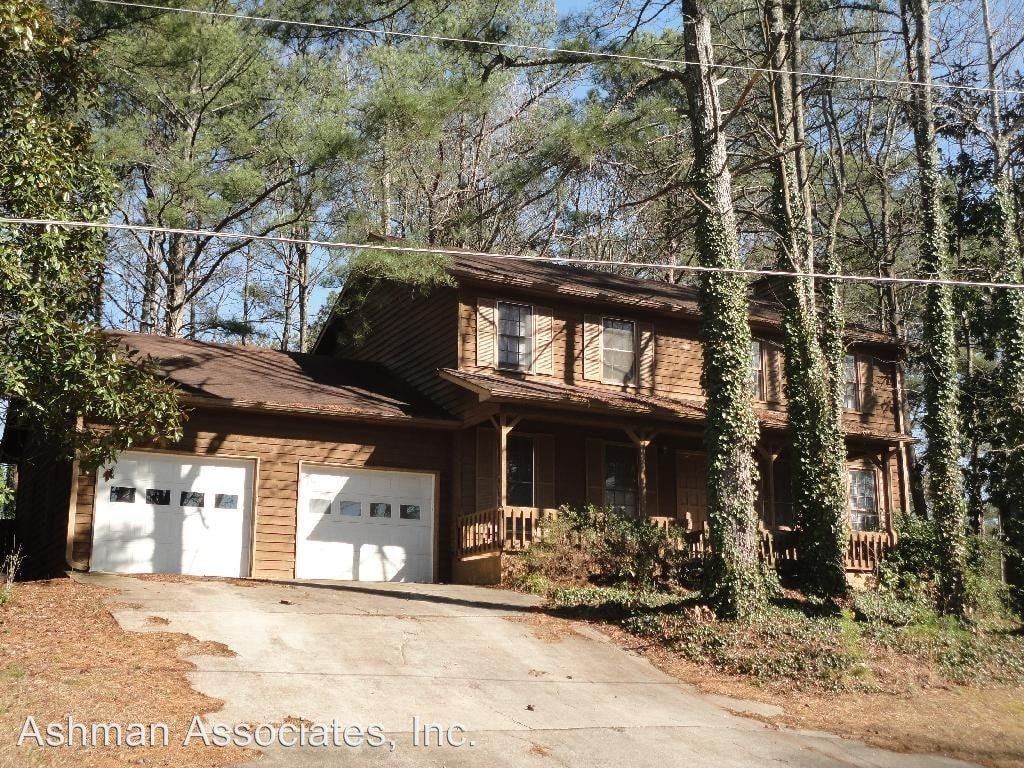 Primary Photo - 4 br, 2.5 bath House - 3220 Ethan Drive