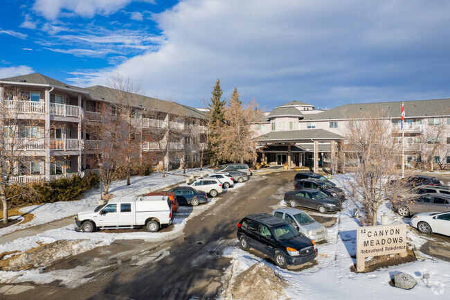 Building Photo - Canyon Meadows