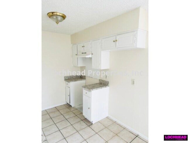 Building Photo - *****Three bedroom home in Dallas*****