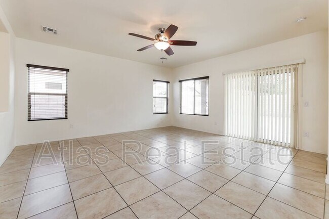 Foto del edificio - 9017 W Rolling Springs Dr