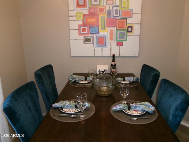 Foto del edificio - 9151 W Greenway Rd