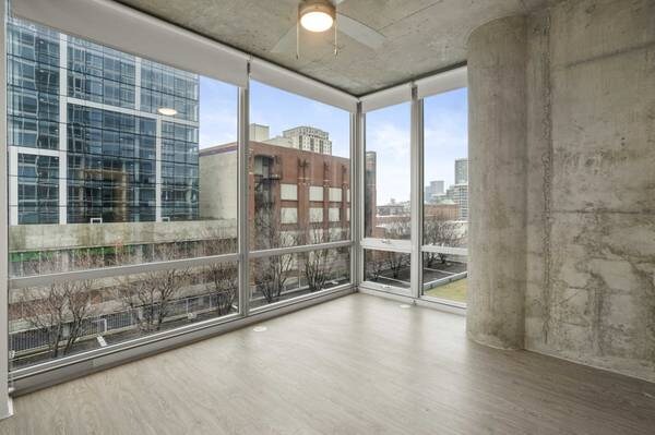 Foto del edificio - 1459 S State St