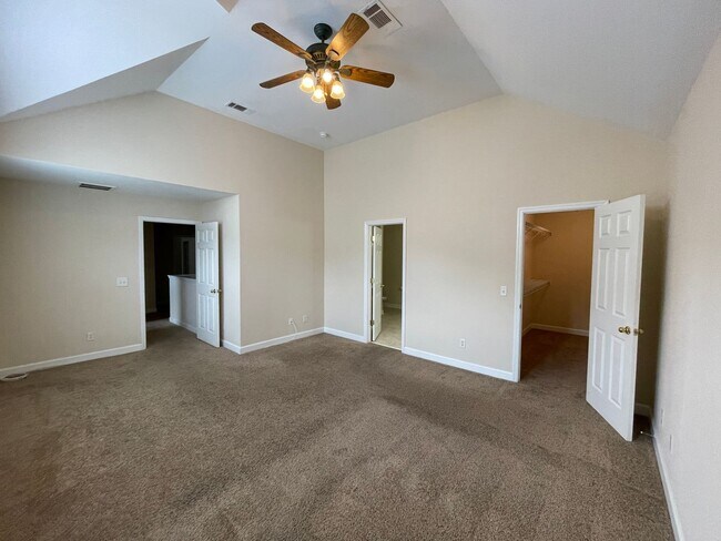 Building Photo - Poplar Creek Estates- Bellevue TN