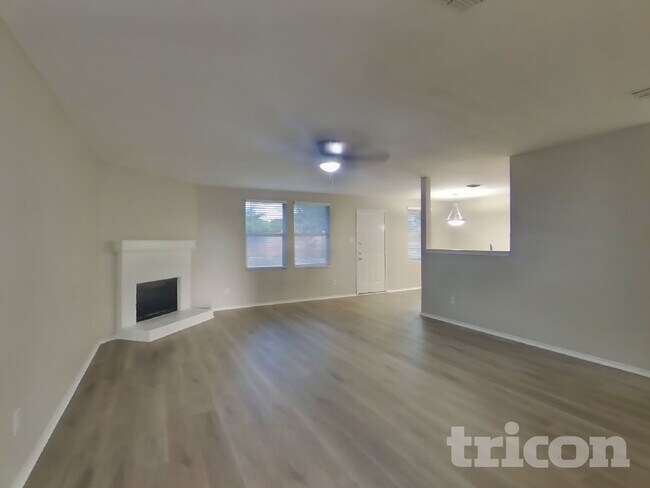 Foto del edificio - 1405 Englewood Dr