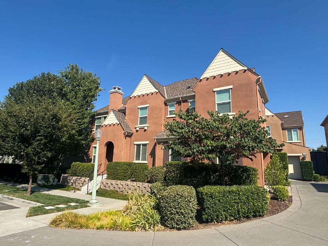 McKinley Village Two Story 3 - McKinley Village Two Story 3