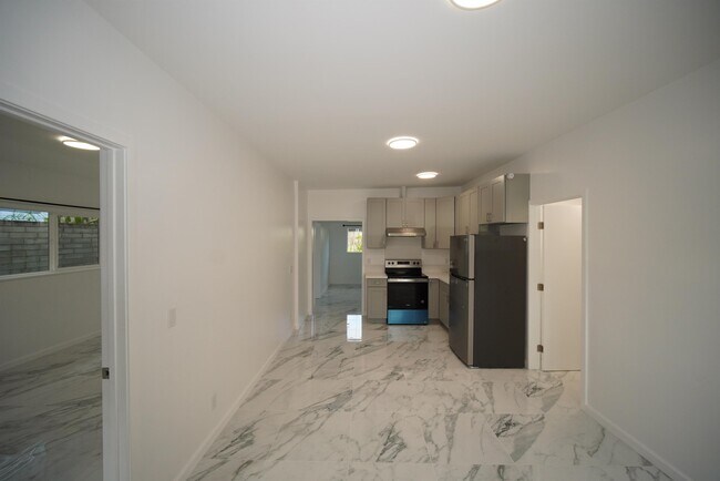 Building Photo - 45-349-349 Kulauli St