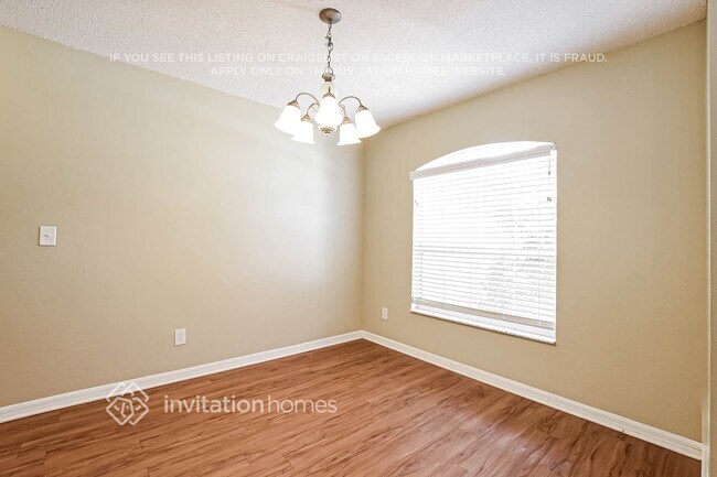 Foto del edificio - 4741 Ashton Dr W