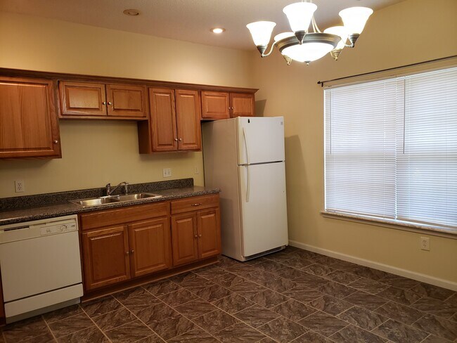 Cocina - 5167 Louisville Ct