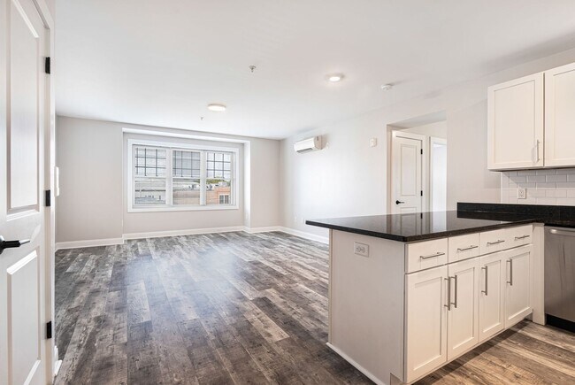 Foto del interior - Third and Central Place