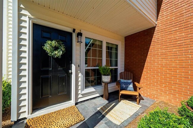 Foto del edificio - 820 Camelon Ct