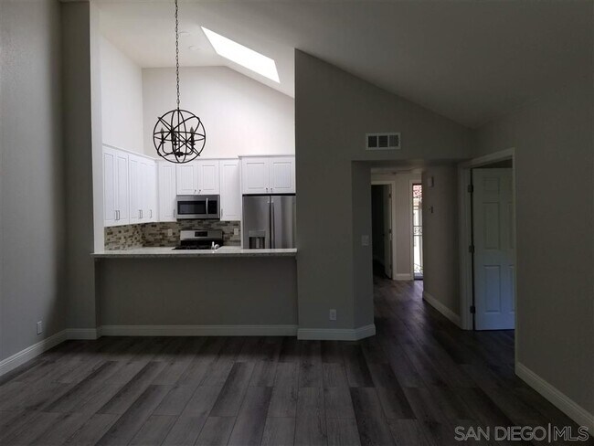 Building Photo - 9933 Scripps Westview Way