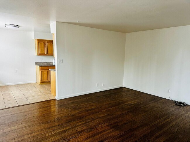 Foto del edificio - 3409 66th Ave
