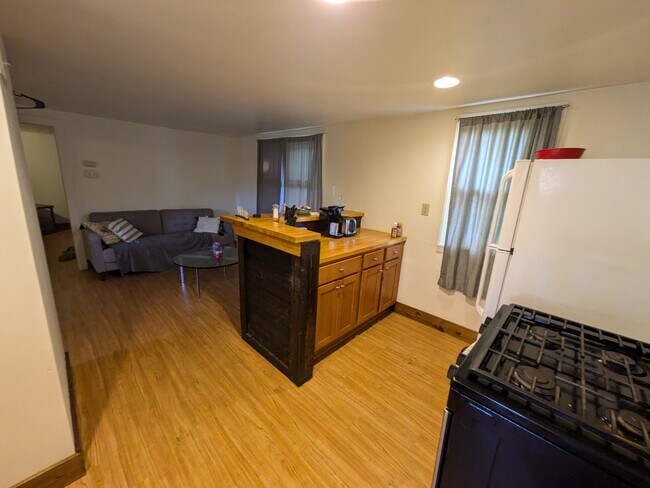 Foto del edificio - 2612 N Fratney St